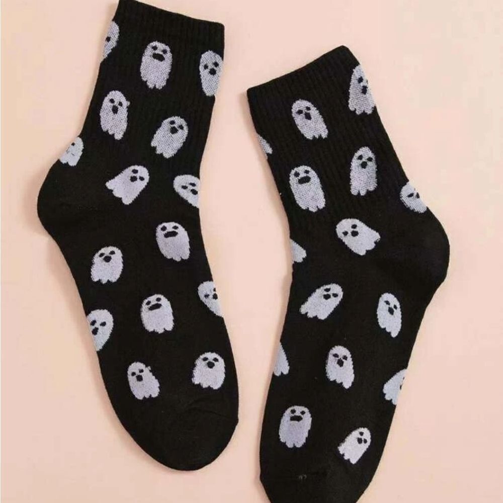 Ghost 👻 Pattern Socks